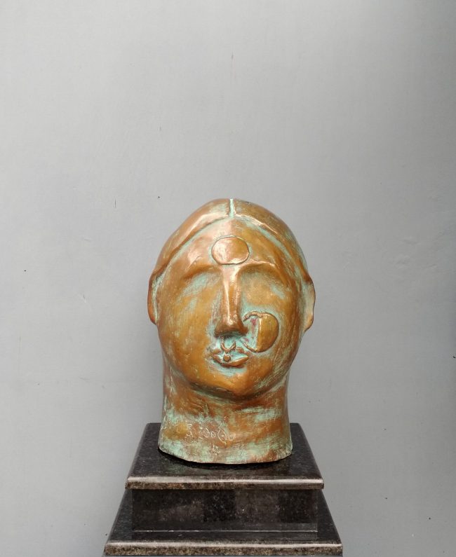 T. Vaikuntam Bronze 15 x 9.5 x 12.5 Inches 2016 2 of 7 TV014S